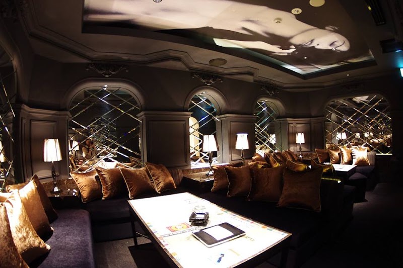 ORIENTAL LOUNGE SHINSAIBASHI