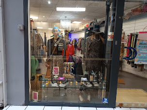 Photo n°1 de Recitroc à Saint-Chamond (Magasin de vêtements vintage)