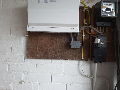 Flora Electrical Services - Visual