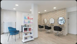 Photo n°1 de Parenthèse à Le Trait (Salon de coiffure)