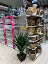 Photo n°19 de Maxi Bazar à Noeux-les-Mines (Bazar)