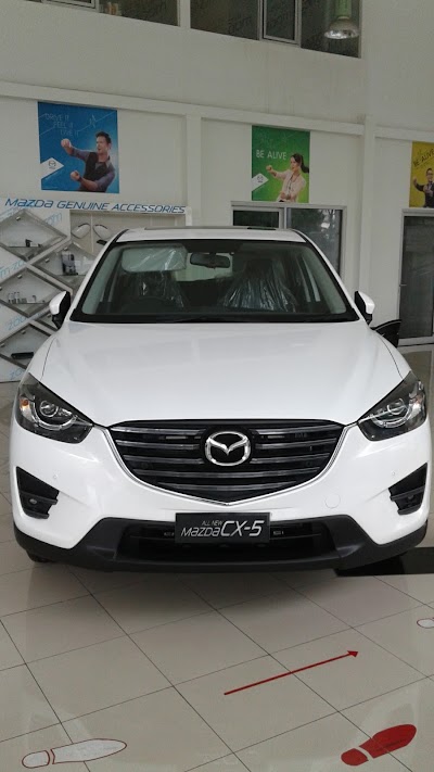 Photos of Mazda Kelapa Gading