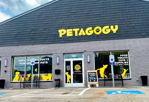 Petagogy Greensburg Logo