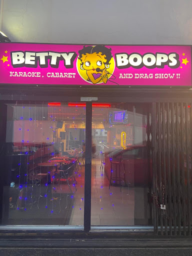 Betty Boops Show Bar