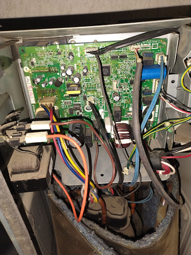 ​AC/PCB Repairing work completed successfully in Dwarka today! 👍 Fast service and 100% customer s… post image
