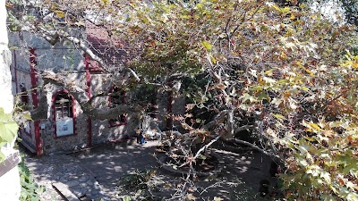Photos of "&Tau;&Omicron; &Pi;&Epsilon;&Tau;&Rho;&Iota;&Nu;&Omicron;"