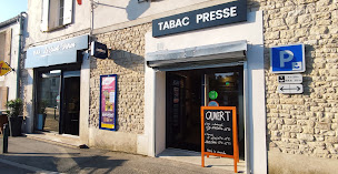 Photo n°1 de Bar Tabac Le Saint Vivien à Saint-Vivien (Bureau de tabac)