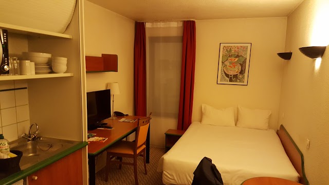 Aparthotel Adagio Access La Défense Léonard de Vinci