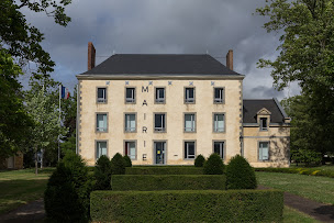 Photo n°1 de Mairie de Port-Brillet à Port-Brillet (Hôtel de ville)