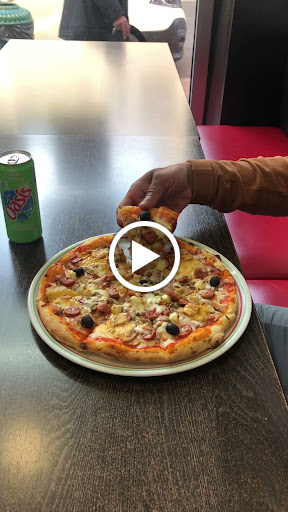 Photo 2 - Quick Chicken and Pizza Restaurant