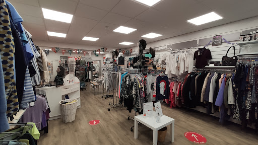 British Red Cross shop, Uttoxeter - Thumbnail