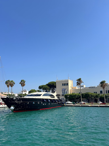 Yachtingram | Yacht Charter & Rental Boats