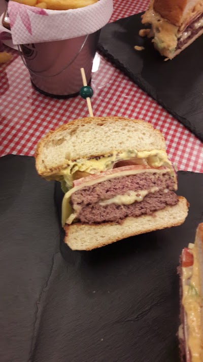 Photos of MAM'S BURGER