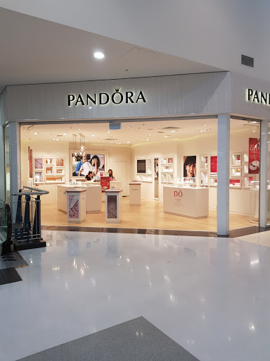 Pandora Lismore