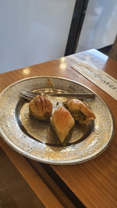 Urhanoğlu Baklava