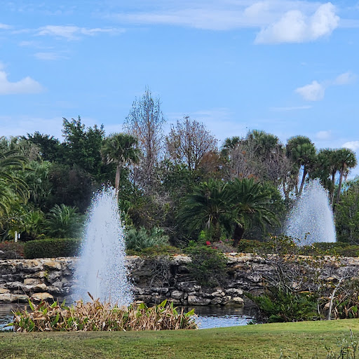 Palm Cove Golf & Yacht Club - Thumbnail