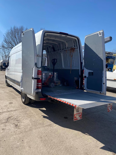 MJ-TRANSPORT - Usługi Transportowe Warszawa-Śródmieście. Bus Warszawa. Taxi Bagażowe.