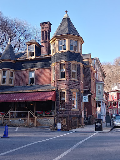 Ryan Bullock Real Estate Agent Philadelphia - Thumbnail