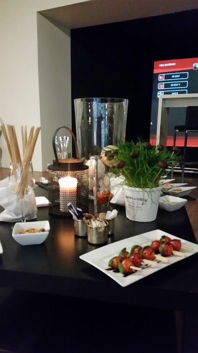 Photos of Golf Now - Lounge