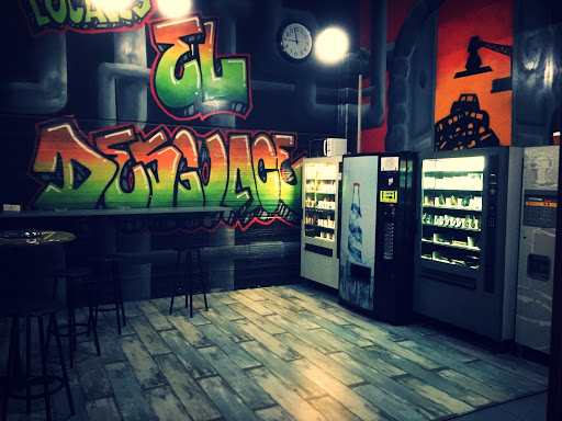 Locales de ensayo El Desguace