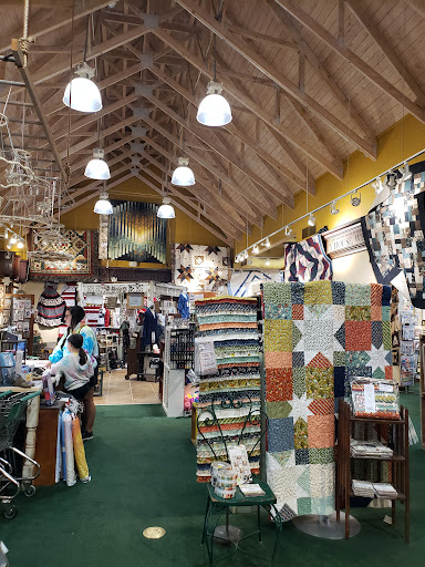 Quilts & Quilts The Fabric Shoppe - Thumbnail