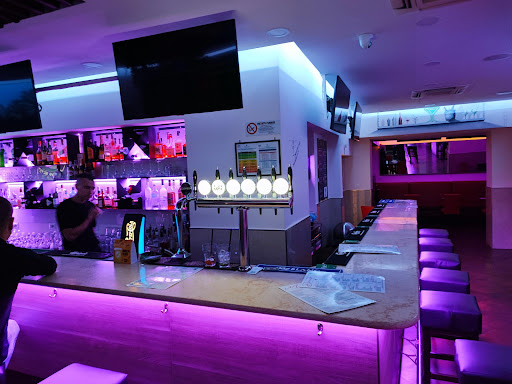 Miami Pub - Visual