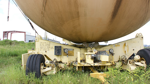Space Shuttle External Fuel Tank - Thumbnail