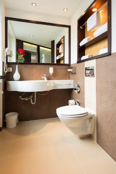 Photos of Hotel L' Escala Betriebs GmbH