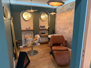 Photo n°4 de L’Atelier Coiffure à Mont-de-Marsan (Institut de spa et bien-être)