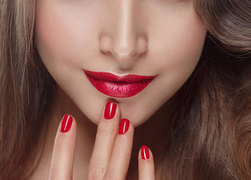 Vamp Nails - Visual