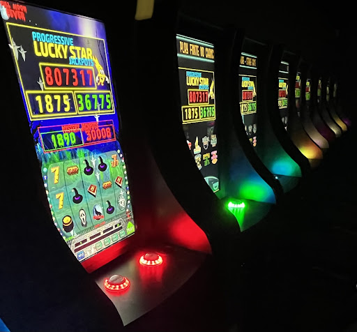 Aces Arcade - Visual