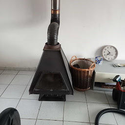 Photo n°17 de LORAURE à Sames (Magasin de poêles à bois)
