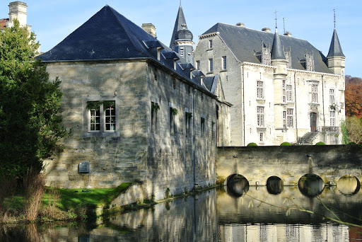 Schaloen Castle