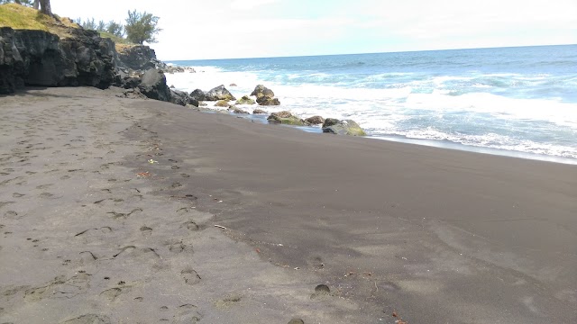 Plage De Sable Noir