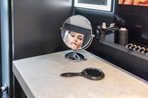 Photo n°23 de Bobbi Brown à Paris (Maquilleur.euse)