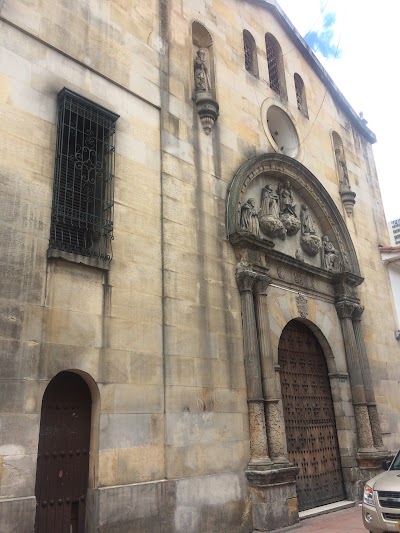 Photos of La Bordadita