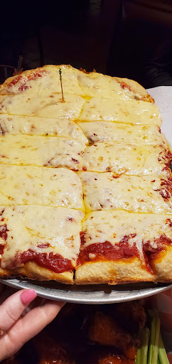 McAlpine Pizza & Pub - Thumbnail