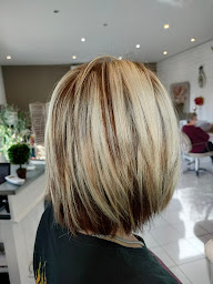 Photo n°7 de Salon Clea à Saint-Saturnin (Salon de coiffure)