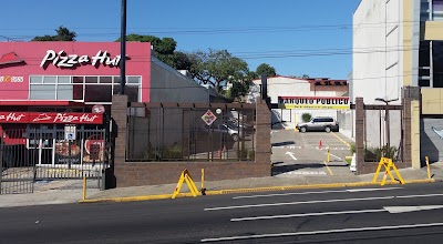 Photos of Parqueo P&uacute;blico La Estaci&oacute;n