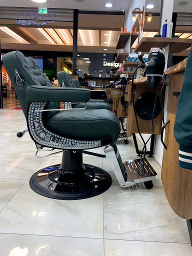Friseur Omer's Hair Riem Arcaden Balayage - Thumbnail