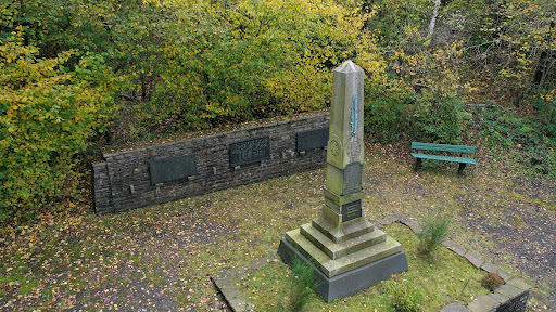 Weltkriegsdenkmal Holpe