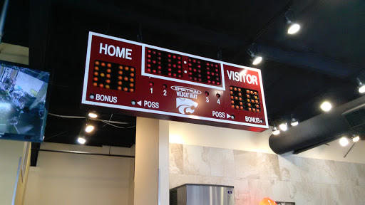 WILDCAT MART - Visual
