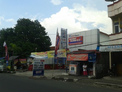 Photos of SHOP & DRIVE CILEDUG GARUT