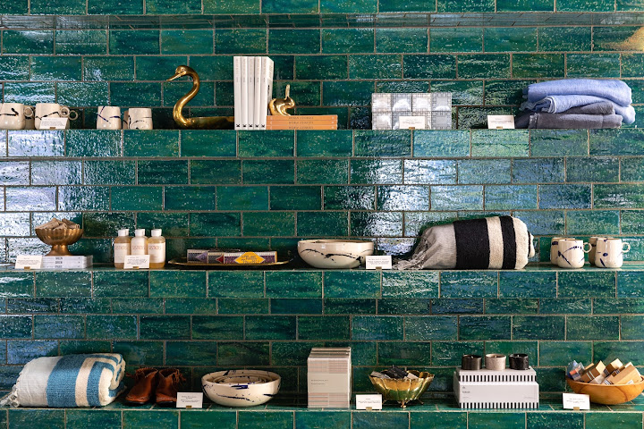 The Great - Melrose Ave by null