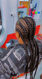 Photo n°5 de P.D.M. Coiffure à Paris (Salon de coiffure)