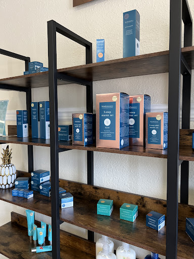 MountainGlo Tanning and Esthetics