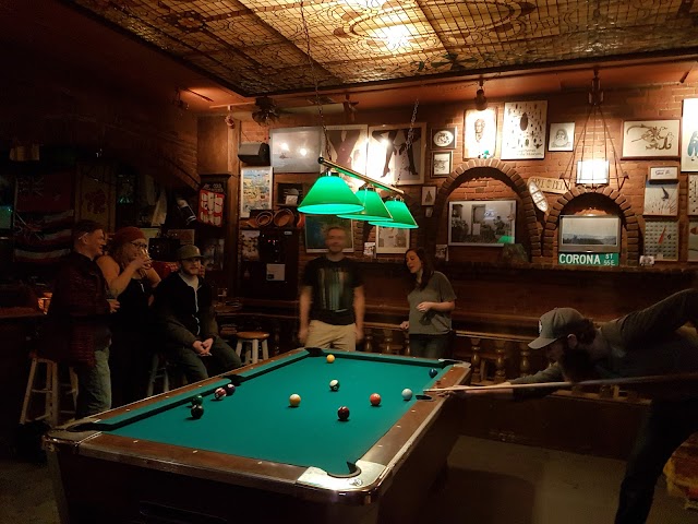 Brickhouse Late Nite Bistro & Bar