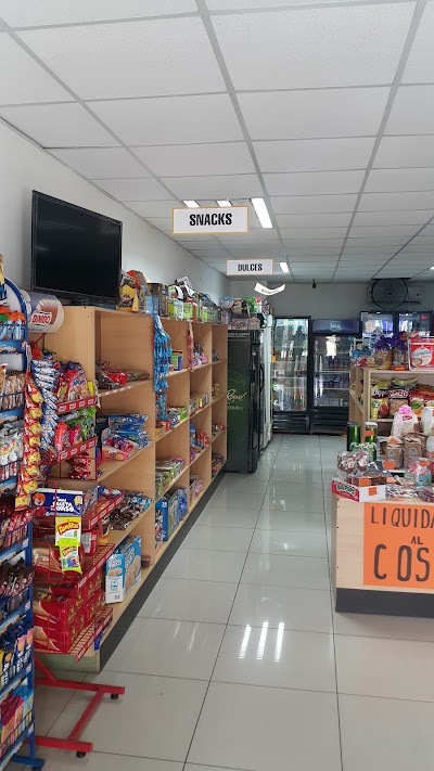 Photos of Plaza La Loma