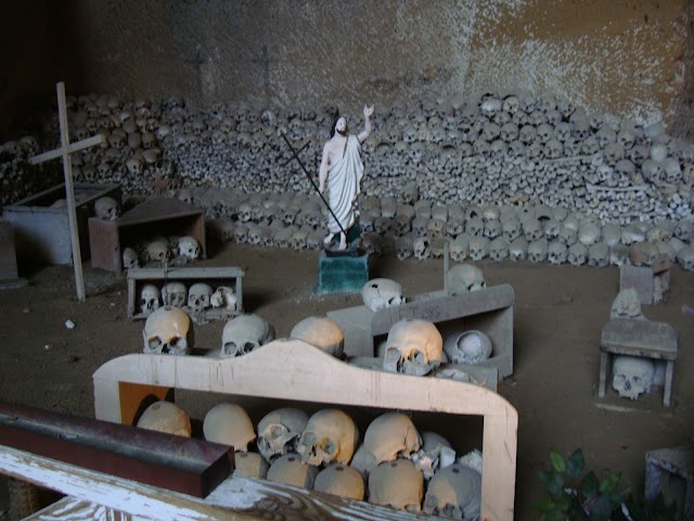 Cimitero Delle Fontanelle