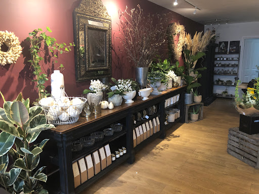Ewer-Roberts Flowers Gallery - United Kingdom